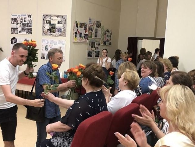 Новосибирские учителя получили благодарственные письма от депутата Вячеслава Илюхина