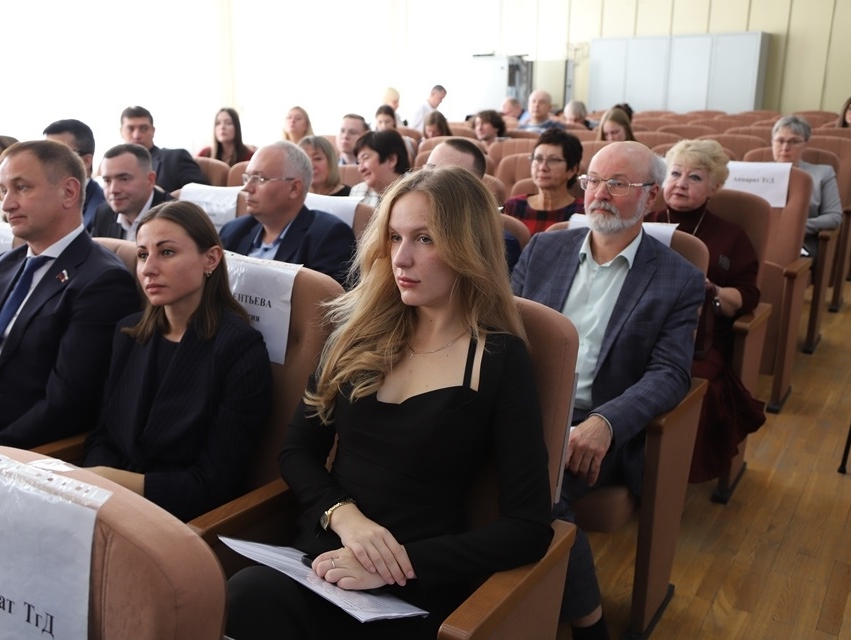 Владимир Тимаков: Независимо от партийных барьеров надо работать на благо города-героя Тулы