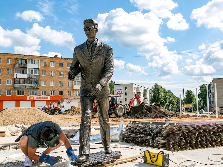 Подмосковная "РОДИНА" прояснила ситуацию со спорным ремонтом площади Пухова в городе Пересвет