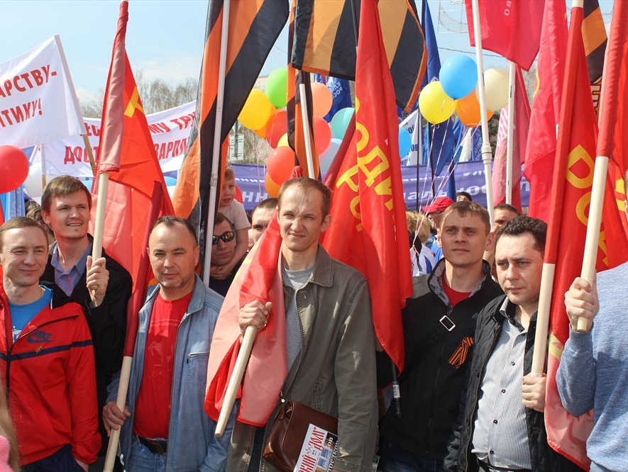 Родинцы Ульяновска вышли на первомайскую демонстрацию
