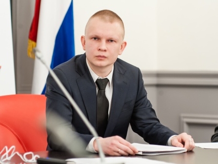 Лактюшин в "Известиях": Украинские наци выстраивают отношения с силовиками Прибалтики