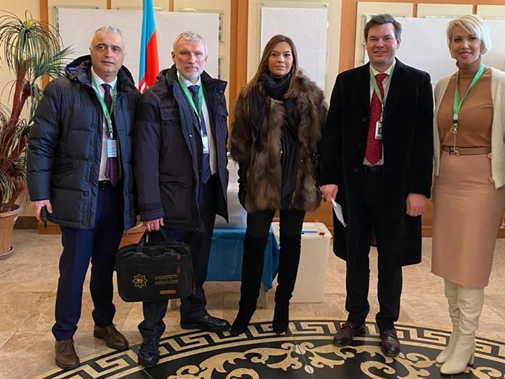 Алексей Журавлев прибыл в Азербайджан для наблюдения за выборами