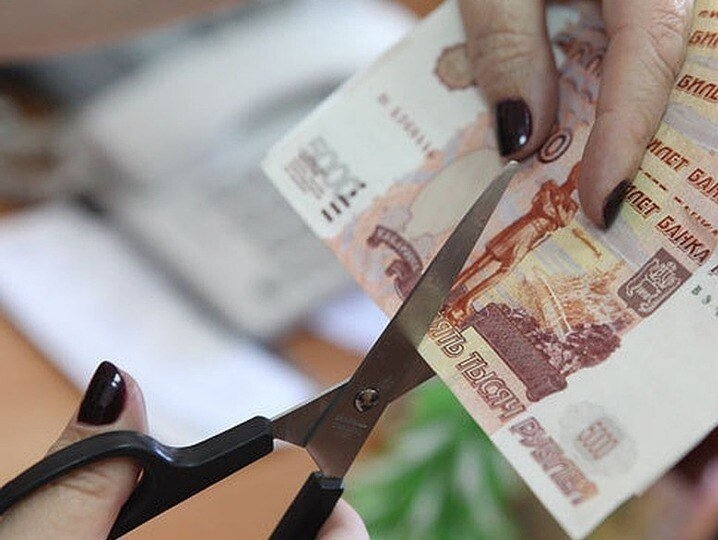 "РОДИНА" Хакасии: Глава республики неправомерно урезал бюджетникам зарплаты