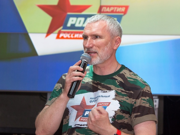 Журавлев: Россия продолжает оставаться страной стабильно бедного населения