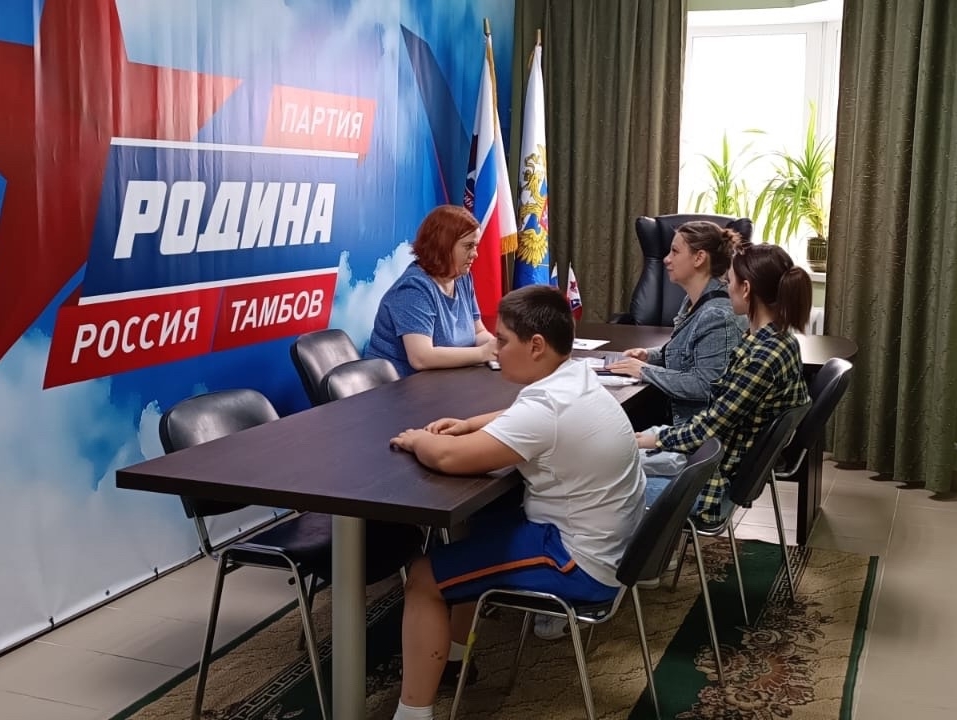 В Приемной Алексея Журавлева в Тамбове прошел прием граждан по личным вопросам