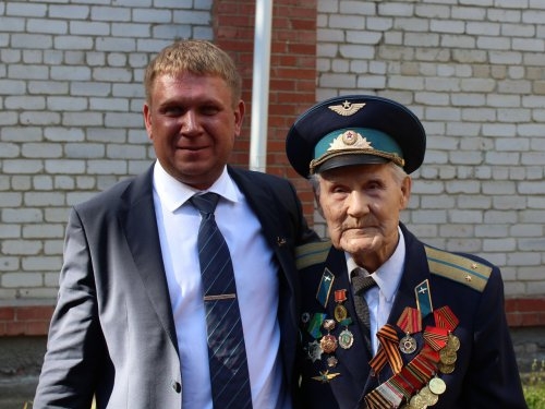 Челябинская "РОДИНА" организовала онлайн-выставку картин ветерана войны