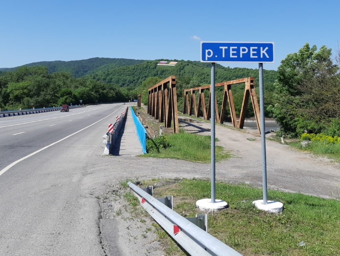 Активисты осетинской "РОДИНЫ" планируют привести в порядок территорию возле реки Терек