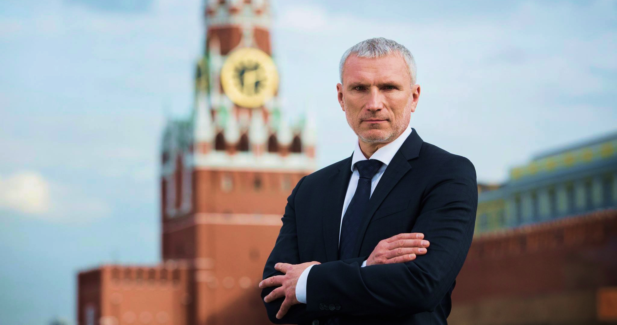 Народ, армия и президент едины!