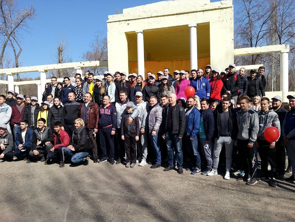 Самарская "РОДИНА" приняла участие в экологическом субботнике в парке "Дружба"