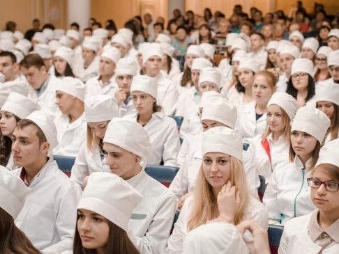 "РОДИНА" ТРЕБУЕТ У ВЛАСТЕЙ КУЗБАССА РЕШИТЬ ПРОБЛЕМУ ДЕФИЦИТА МЕДИЦИНСКИХ КАДРОВ