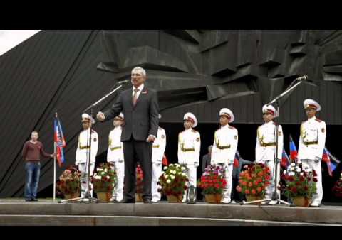 Речь Алексея Журавлёва на праздничном митинге в Донецке, 09.05.2015