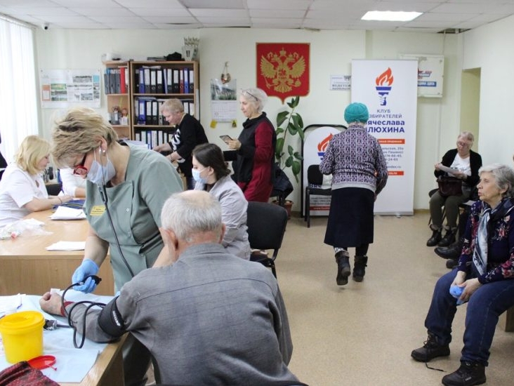Клуб избирателей Вячеслава Илюхина провел в общественной приемной депутата бесплатное медобследование