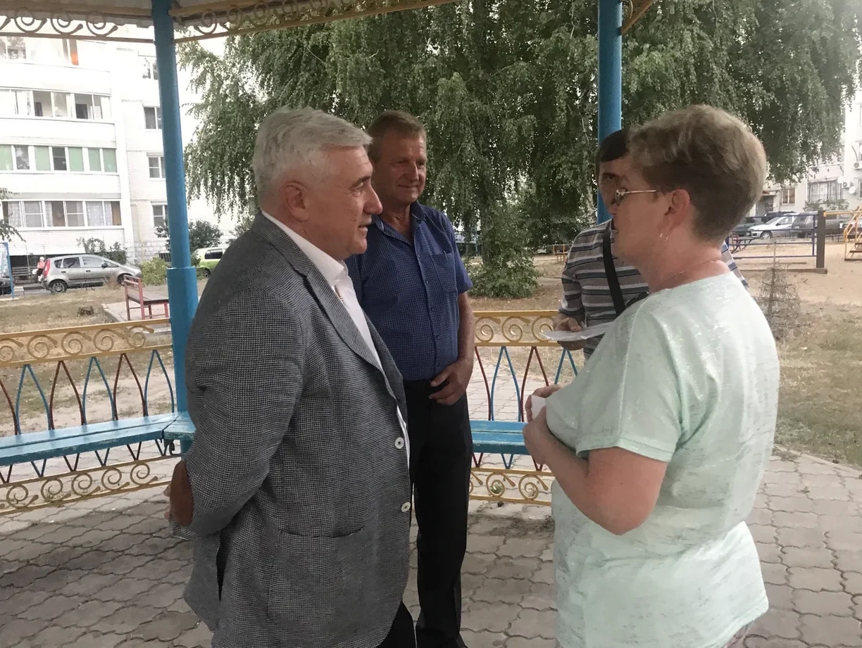 Любомир Радинович встретился с избирателями Лискинского района Воронежской области