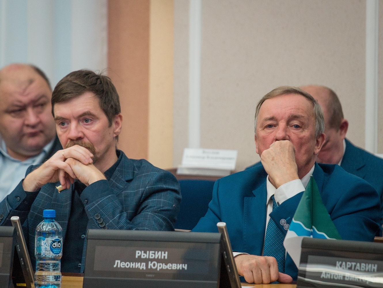 Леонид Рыбин проголосовал за список оснований для прекращений полномочий депутатов