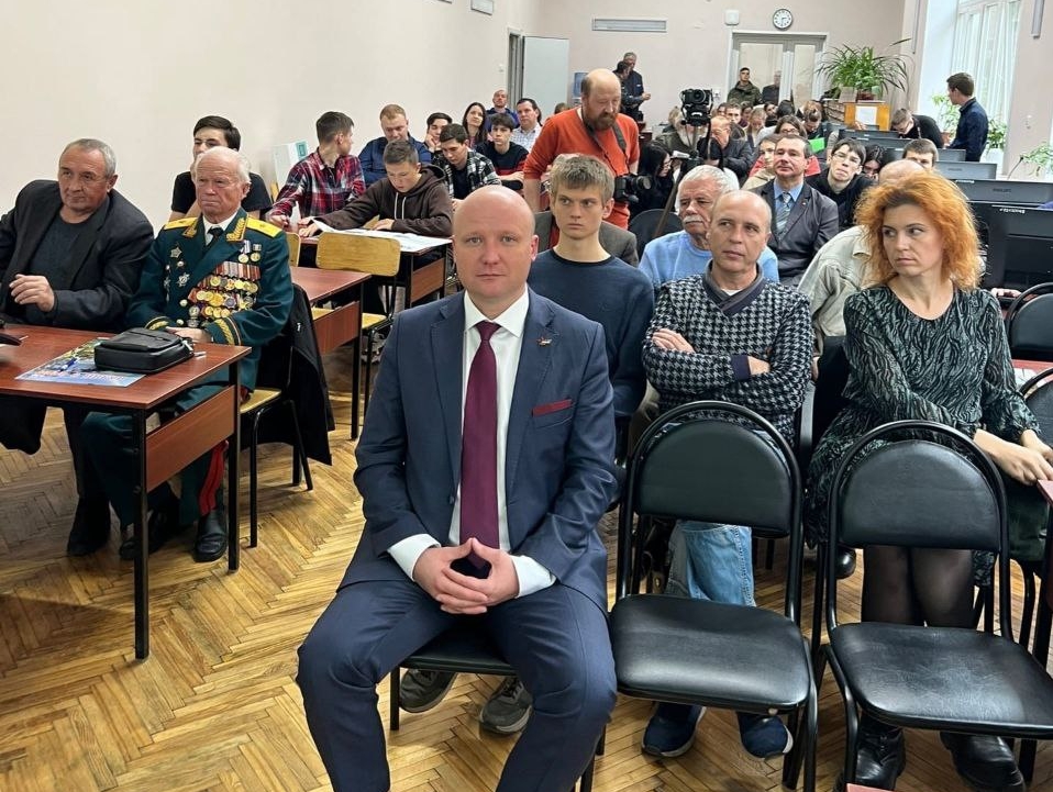 Игорь Борисов посетил Международную научно-практическую конференцию на тему "Духовно-нравственные и геополитические аспекты в науке и образовании"