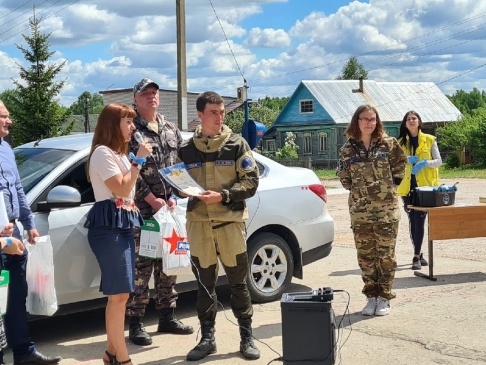 ТВЕРСКАЯ "РОДИНА" ПОДДЕРЖИВАЕТ ВОЛОНТЕРСКОЕ ДВИЖЕНИЕ