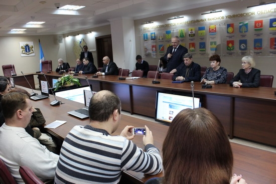 Соратник ульяновской "РОДИНЫ" принял участие в презентации, устроенной избиркомом
