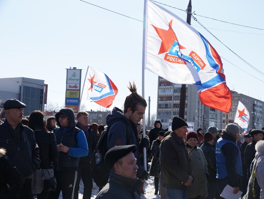 Партийцы помогли собрать в Костроме 10 тысяч подписей за сохранение рынка