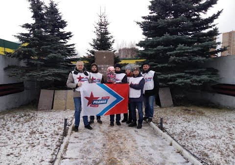 Партийцы Ленобласти почтили память земляков и летчиков-балтийцев, погибших в годы Великой Отечественной войны