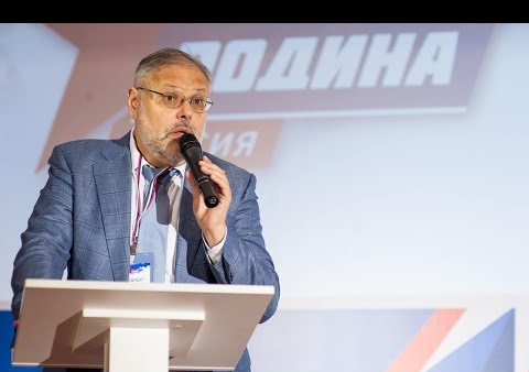 Михаил Хазин: Нам не нужна цифровизация ради самой цифровизации! (Радио России, 03.09.2021)
