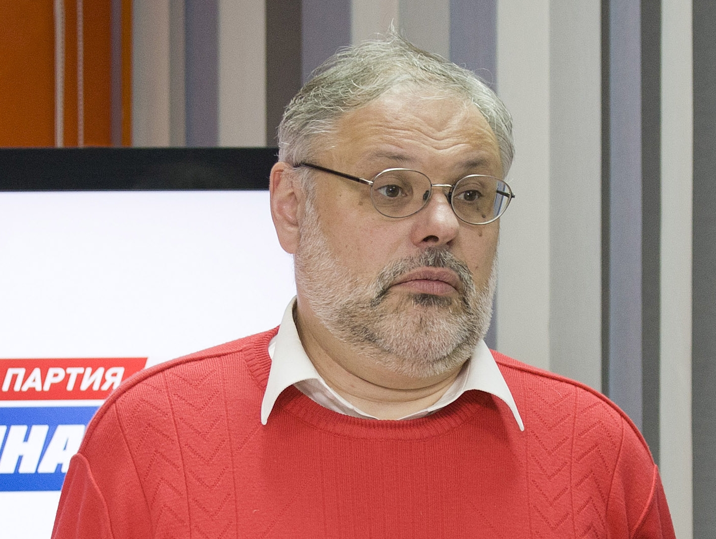 Михаил Хазин: Нам нужно резко снизить налоги