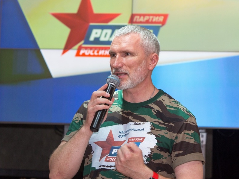 Журавлев: Либеральная экономика отличается высокими ценами и низкими зарплатами
