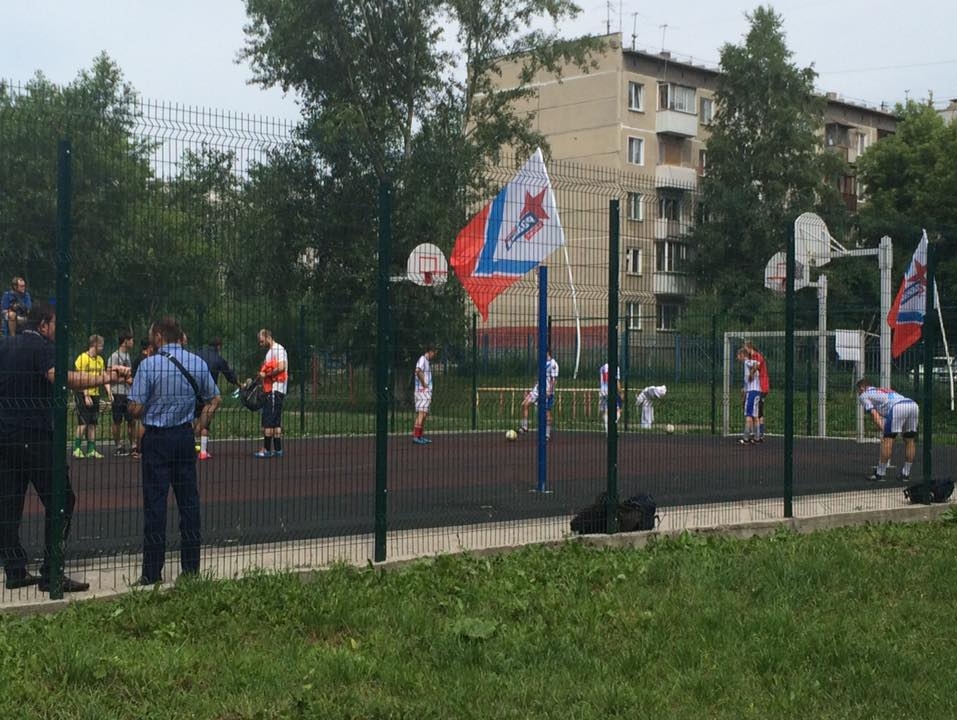 Новосибирские партийцы организовали турнир по футболу