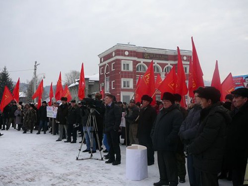 Алтайские родинцы организовали митинг в Горно-Алтайске