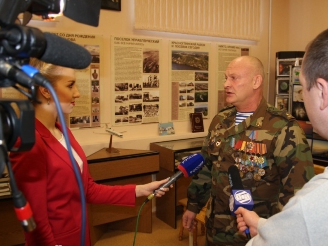 Сергей Мирошниченко: Студенты должны получать знания в аудиториях, а не на поле боя