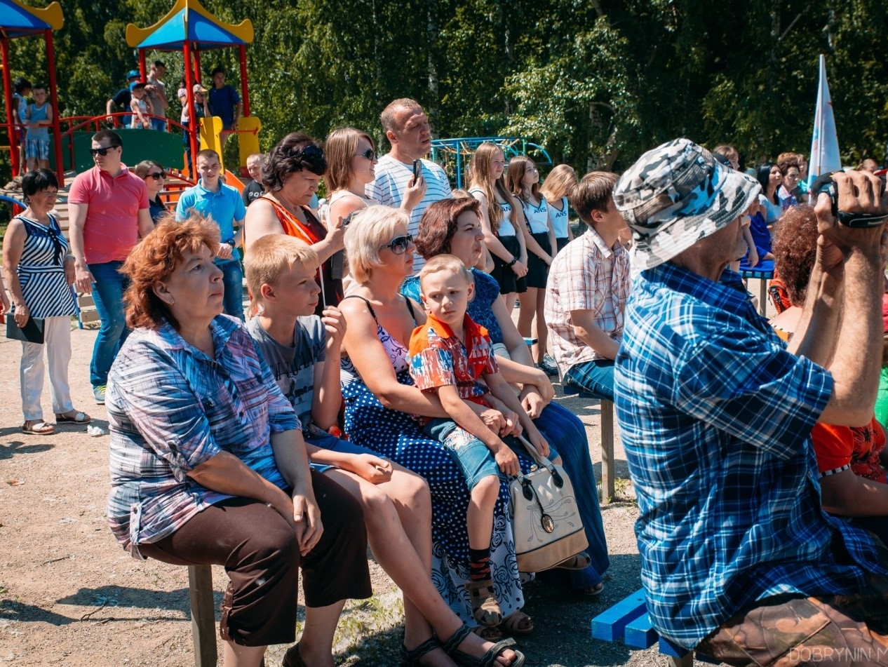 Новосибирские активисты организовали концерт, посвященный Дню России