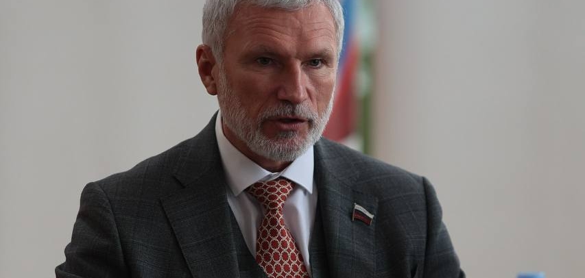 Алексей Журавлев предложил обязать мигрантов поддерживать СВО