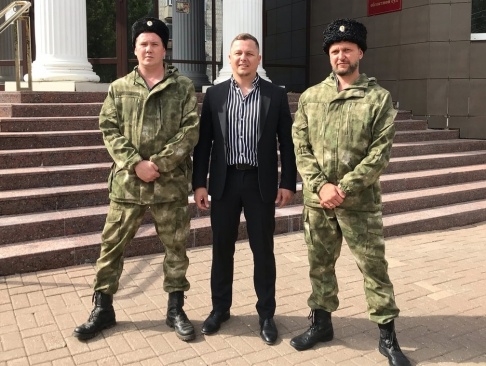ВЯТСКИЕ КАЗАКИ ВЫСТУПИЛИ В ПОДДЕРЖКУ КАНДИДАТОВ ОТ ПАРТИИ "РОДИНА"