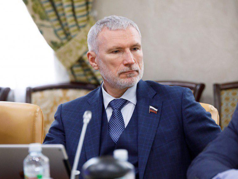 Алексей Журавлев посоветовал Западу не переживать насчет падения Украины