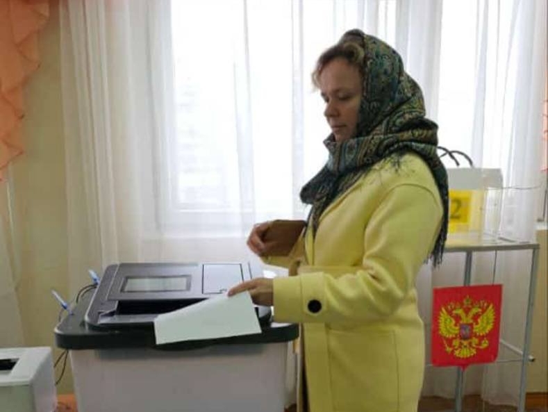 Лидер Липецкой "РОДИНЫ" проголосовала на выборах