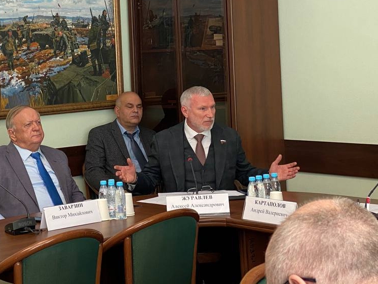 Журавлев: Кавалеры Ордена Мужества должны иметь право на земельные участки