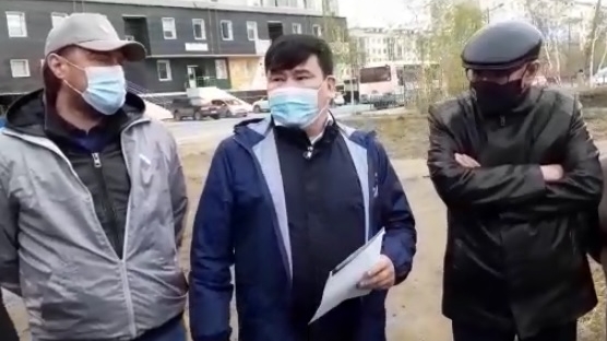 "РОДИНА" в Якутске заступилась за насильно выселяемых жителей ветхого дома