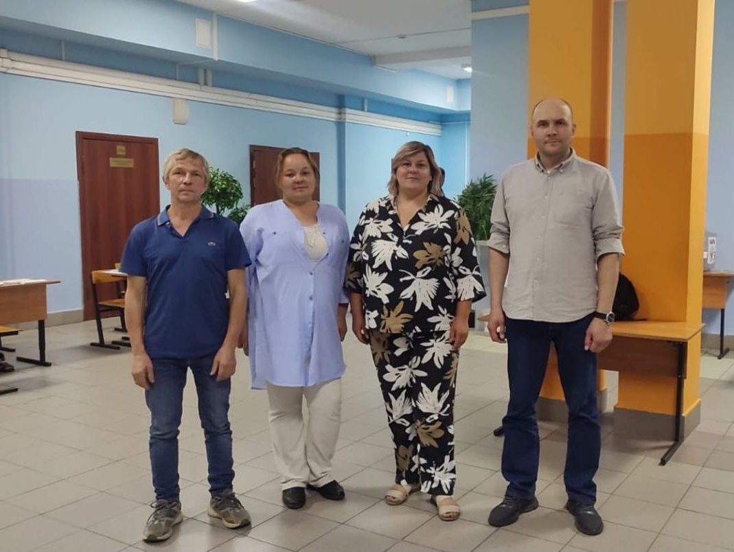 В Подмосковье проходит рейд кандидатов-родинцев по избирательным участкам