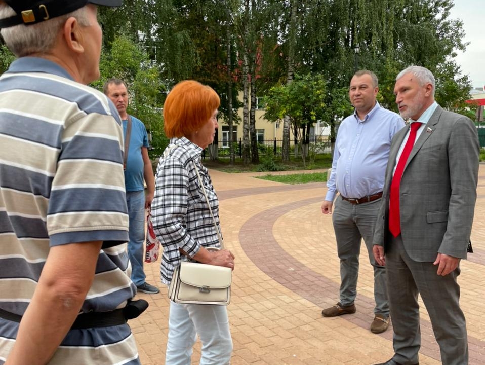 В Марий Эл Алексей Журавлев раскритиковал бездумное строительство и принудительную вакцинацию
