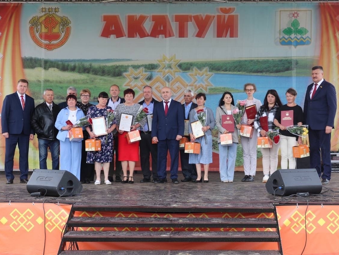 Владимир Михайлов принял участие в ярких народных гуляниях