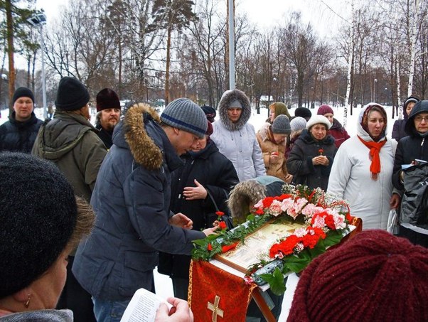 Активисты столичной "РОДИНЫ" приняли участие в молебне