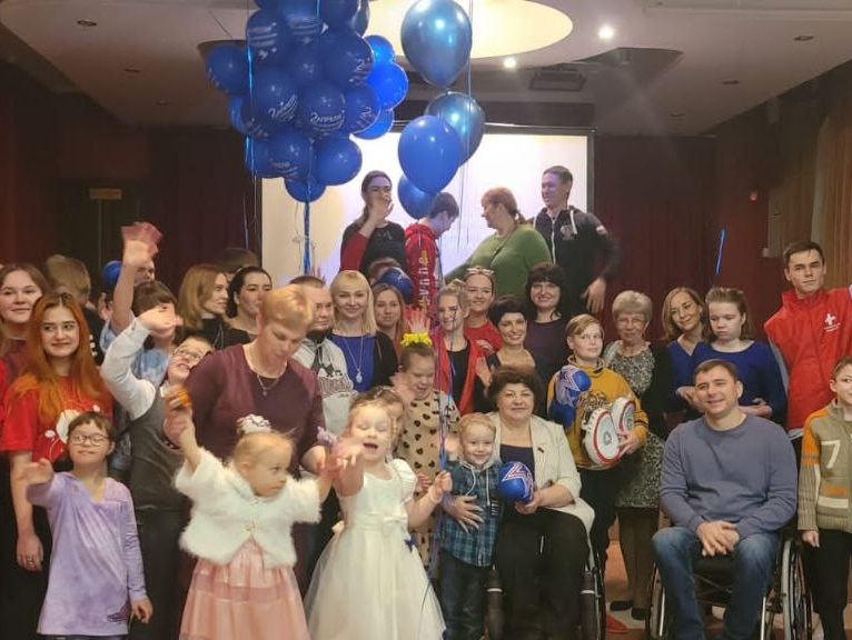 Подмосковная комиссия партии "РОДИНА" по НКО провела акцию в поддержку детей с аутизмом