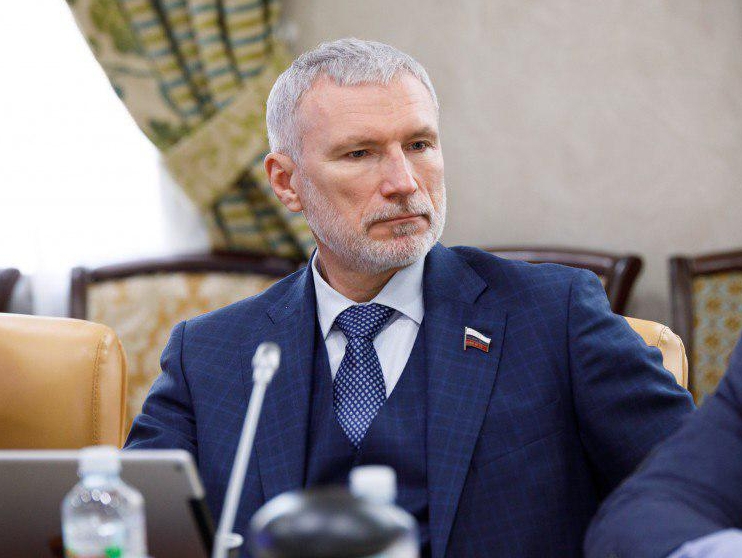 Журавлев: Зарплата оставляет желать лучшего, но жадность работодателей безгранична