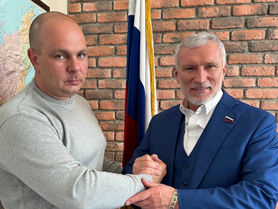 Алексей Журавлев встретился с председателем реготделения на Кузбассе Артемом Матвеевым