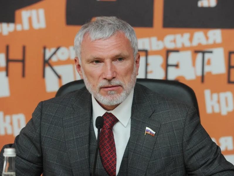 Журавлев: Казахстан вставляет палки в колеса противостоянию РФ западным санкциям