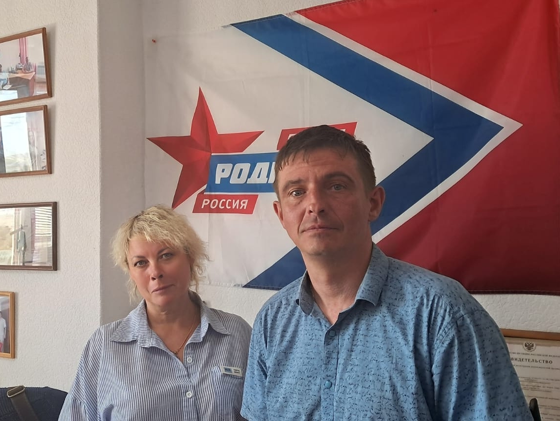 Алексей Хабаров провел встречу с руководителем волонтерской группы «ЗОВ РОДИНА МОЯ РОССИЯ» Ларисой Авдеевой