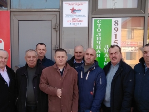 Селебин открыл офис представительства Брянской "РОДИНЫ" в Почепском районе