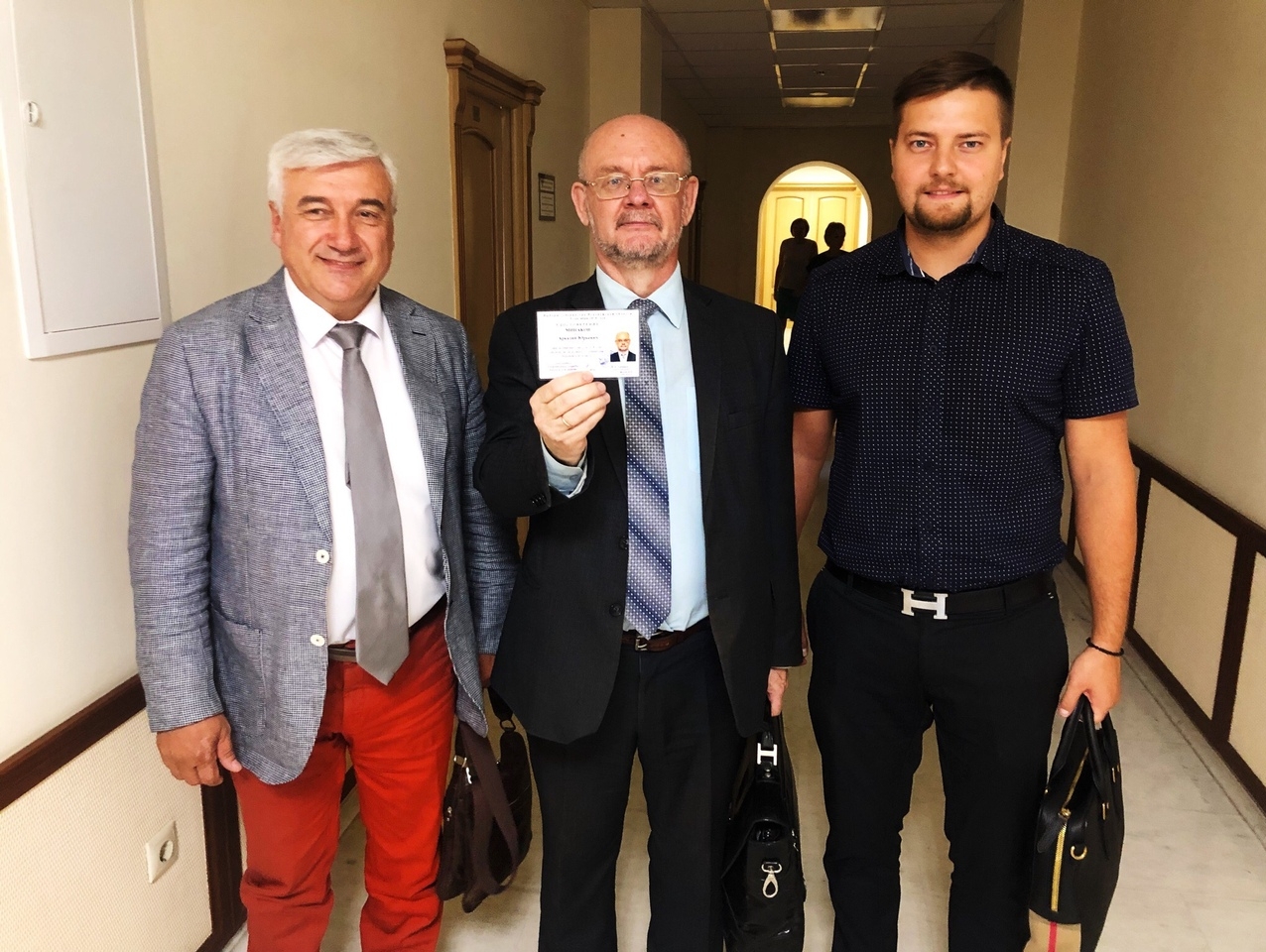 Аркадий Минаков зарегистрирован в качестве кандидата на выборах губернатора Воронежской области
