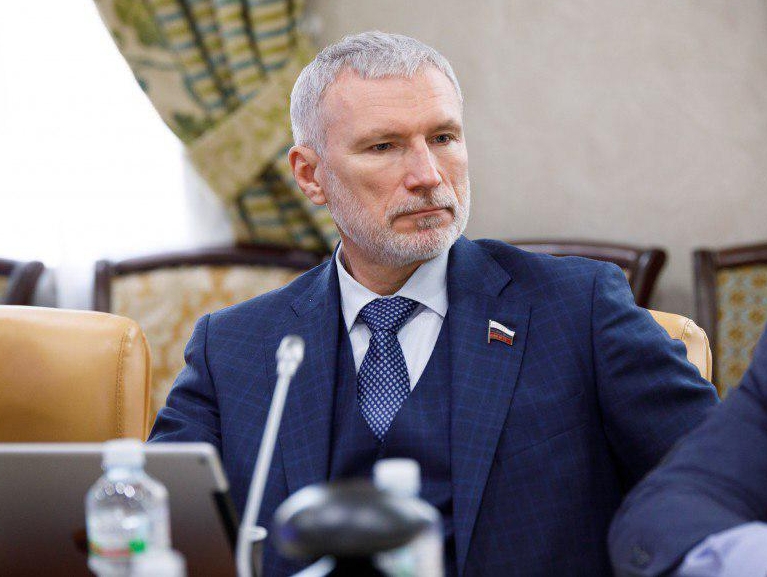 Журавлев: За безобразный приступ русофобии Прага будет просить прощения у Москвы!
