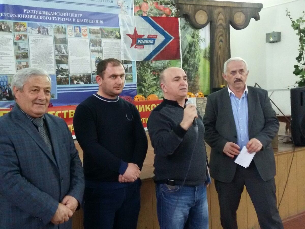 Дагестанские партийцы приняли участие в организации конкурса военно-патриотической песни