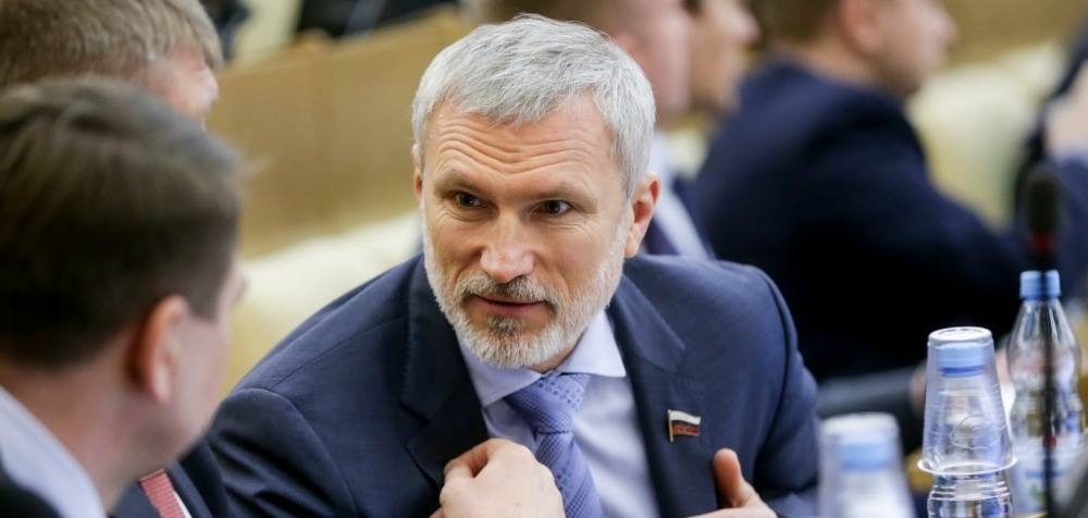 Журавлев внес в Госдуму законопроект, освобождающий инвалидов от взносов на капремонт